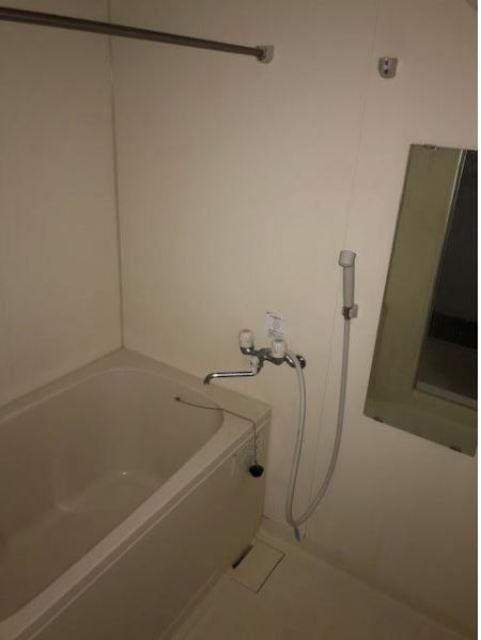 バス・シャワールーム　※別部屋の参考写真です。