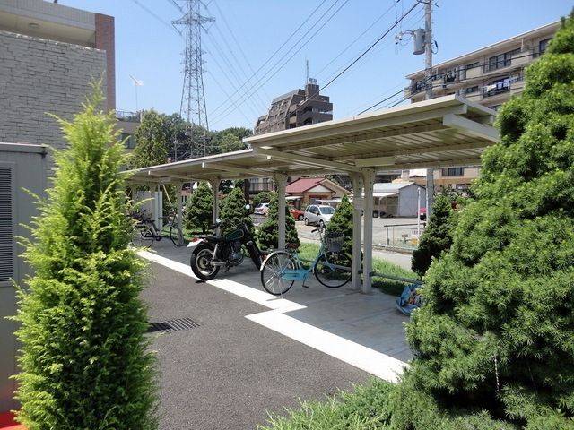 その他共有部分　★屋根付き駐輪場あり★