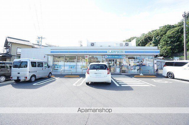 コンビニ　ローソン静岡八幡５丁目店（コンビニ）まで594m