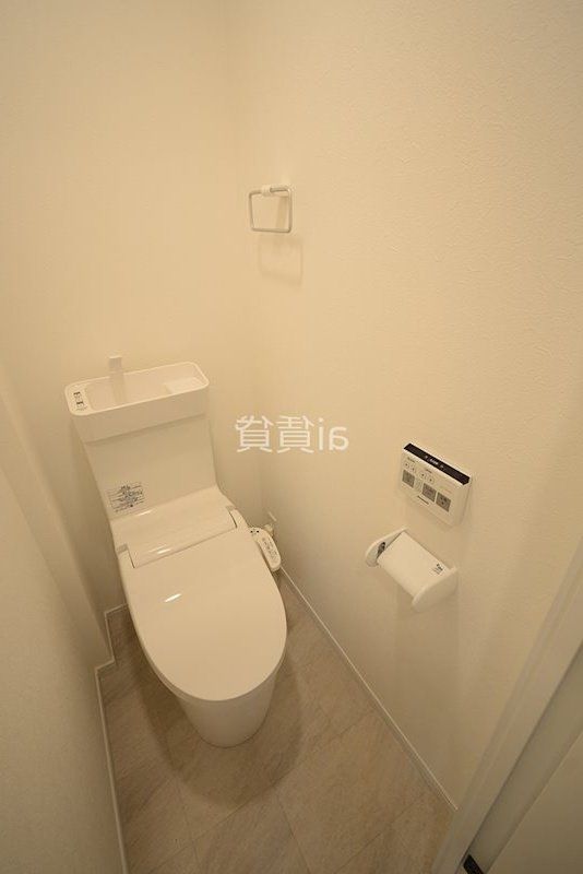 トイレ　※同仕様写真