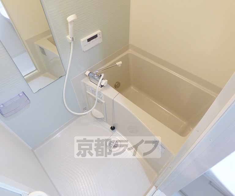 バス・シャワールーム　清潔感のあるばするーむ。