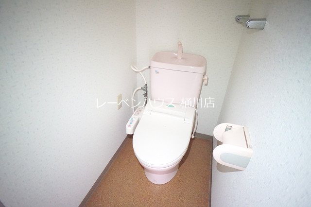 トイレ　レーベンハウス桶川店へ　048-787-5511