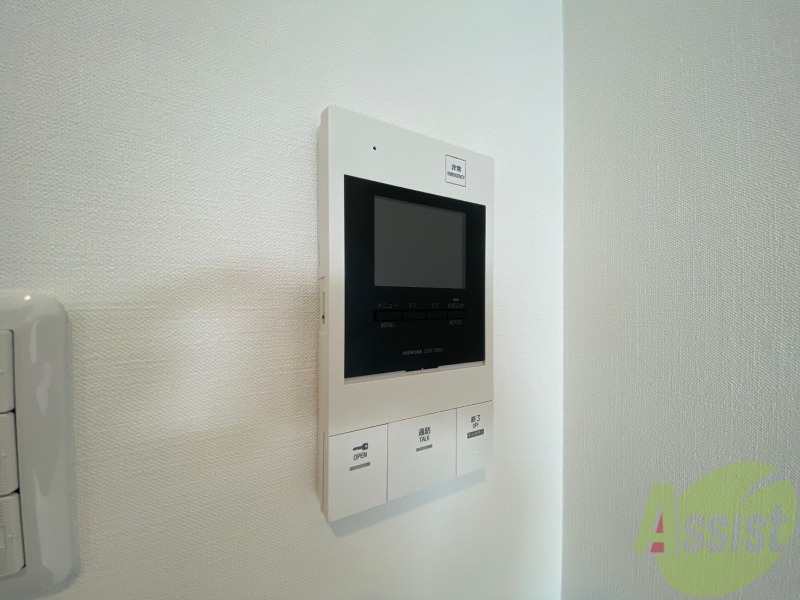 セキュリティ　ＴＶモニター付インターホンです。来客者の顔が見えるので安心！
