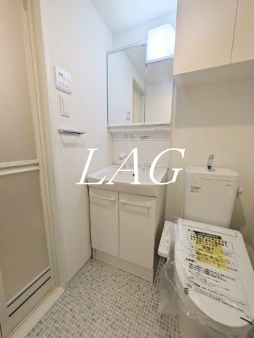 洗面設備　独立洗面台です。