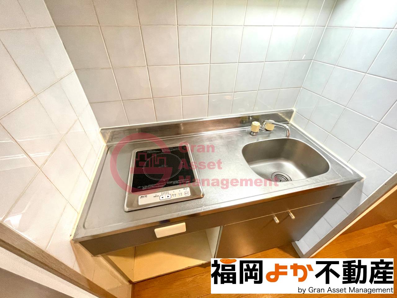 キッチン　コンパクトなキッチンで掃除もラクラク