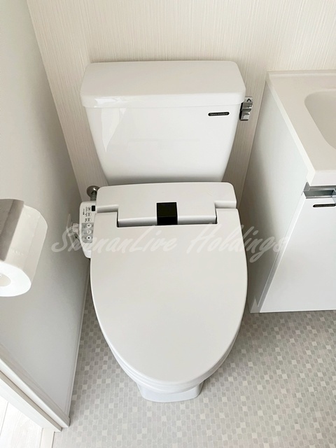 トイレ　同建物別号室