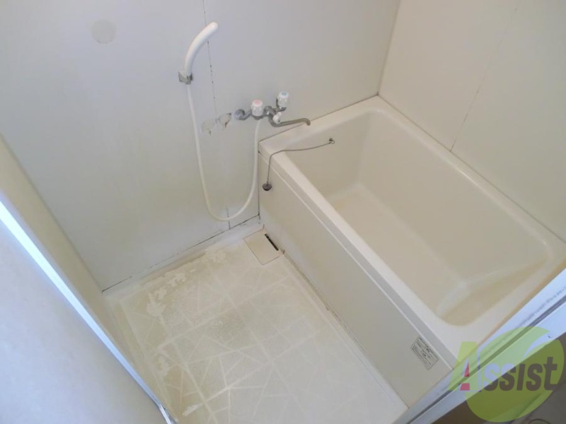 バス・シャワールーム　清潔感のあるバスルームで、日々の疲れをリセット。
