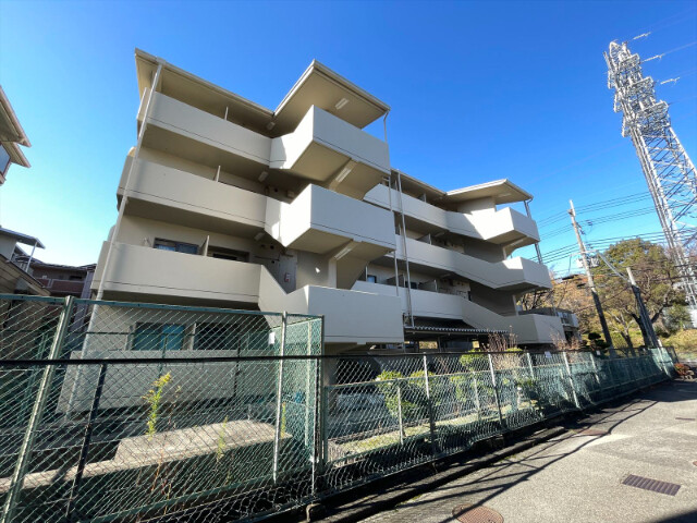 建物外観　鉄筋コンクリート造物件です