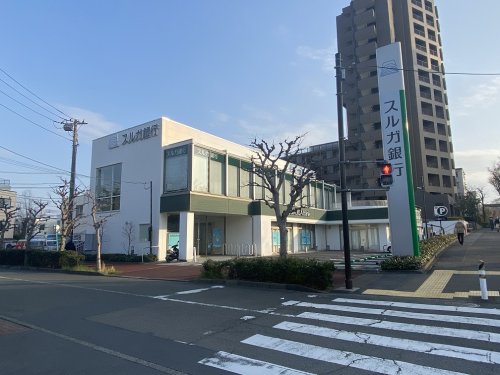 銀行　スルガ銀行湘南ライフタウン支店（銀行）まで372m