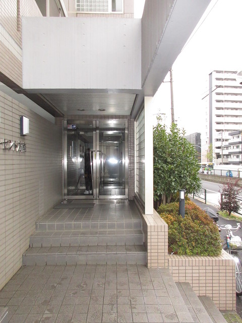 エントランス　エントランス