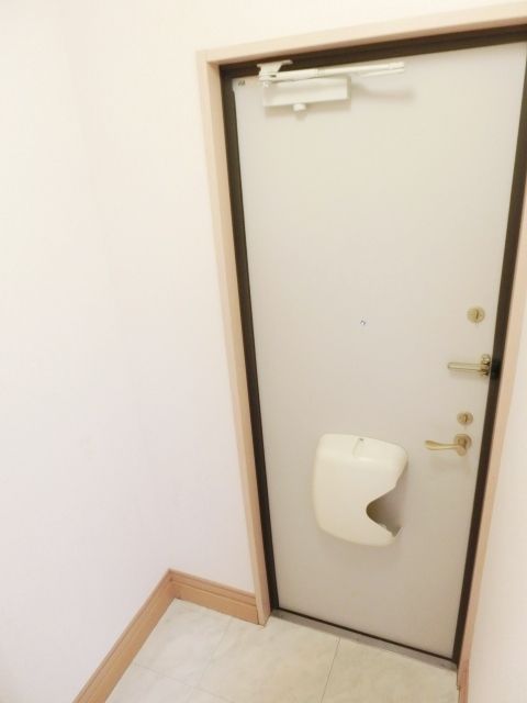 玄関　シューズボックス付きの玄関です！