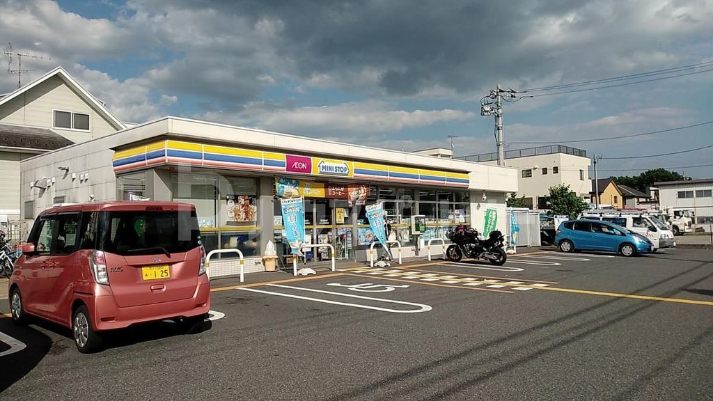 コンビニ　ミニストップ さいたま吉野町店（コンビニ）まで380m