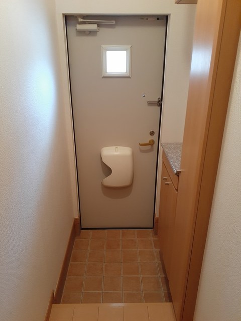 玄関　落ち着いた玄関です