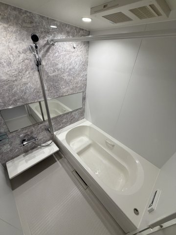 バス・シャワールーム　家具・家電レンタル物件です