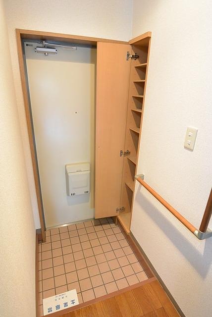 玄関　参考画像