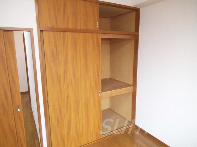 収納　押入れタイプの収納です！
