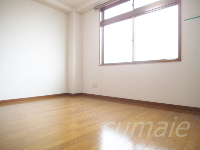 居室・リビング　明るいお部屋です！