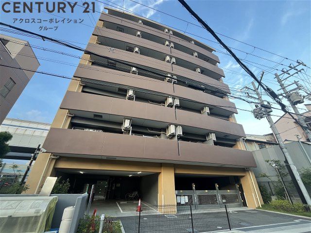 建物外観　オートロック・防犯カメラ付きで安心です！