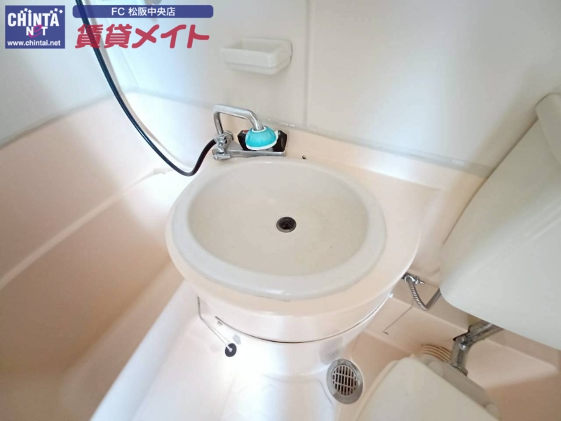 洗面設備　別部屋のお写真です！