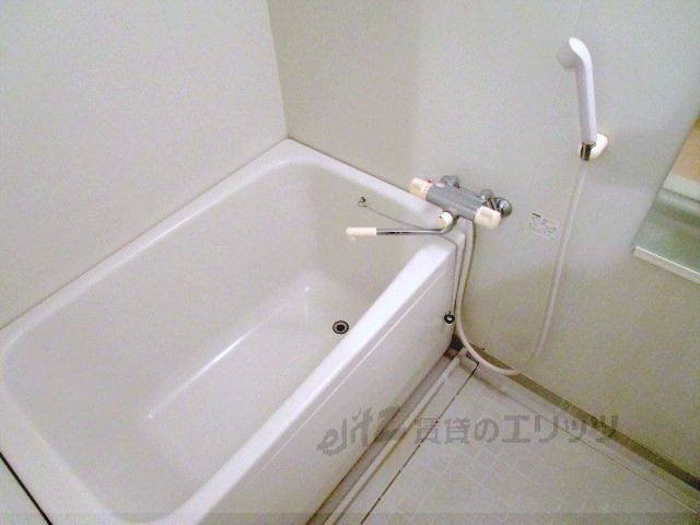 バス・シャワールーム　風呂