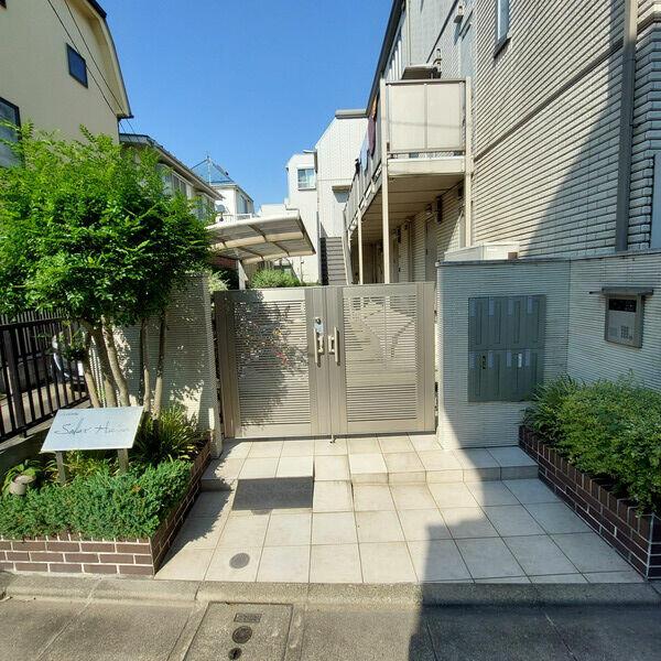 エントランス