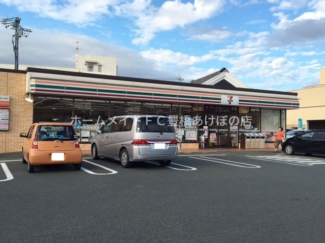 コンビニ　セブンイレブン田原本町店（コンビニ）まで386m