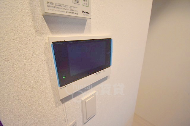 セキュリティ　モニター付きインターホン