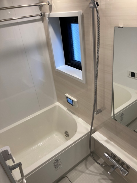 バス・シャワールーム　※写真は同タイプ住戸です。