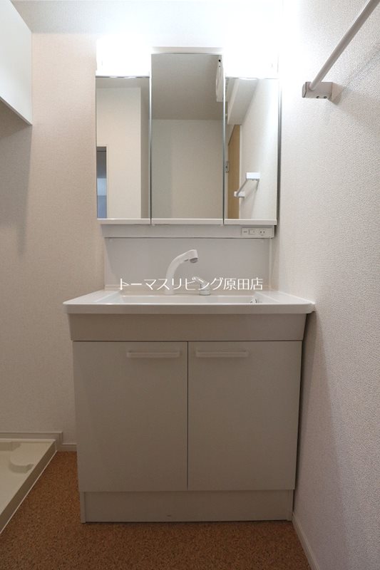 洗面設備　101号室写真