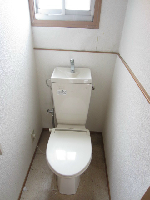 トイレ　参考写真