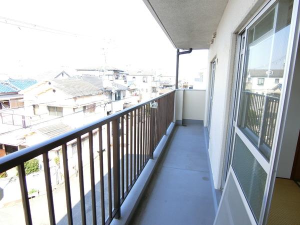 バルコニー　同物件の別のお部屋の写真でイメージです