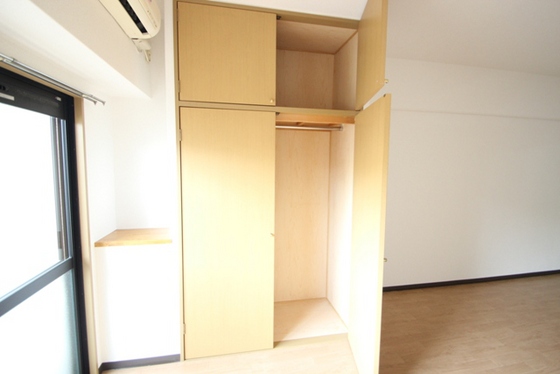 収納　※別部屋の写真です