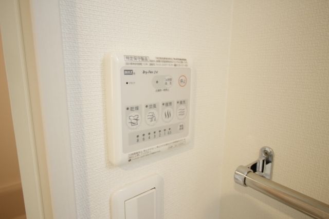 その他　浴室乾燥機付き