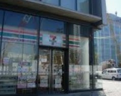コンビニ　セブンイレブン晴海3丁目店（コンビニ）まで139m