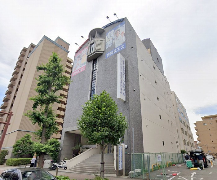 その他　新大阪歯科衛生士専門学校（その他）まで916m