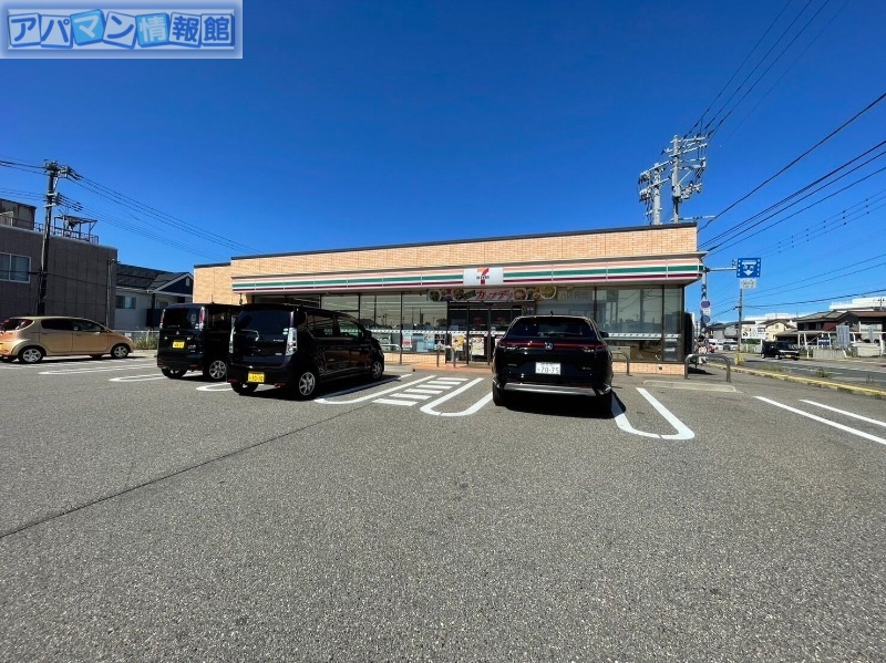 コンビニ　セブンイレブン新潟平島2丁目店（コンビニ）まで424m