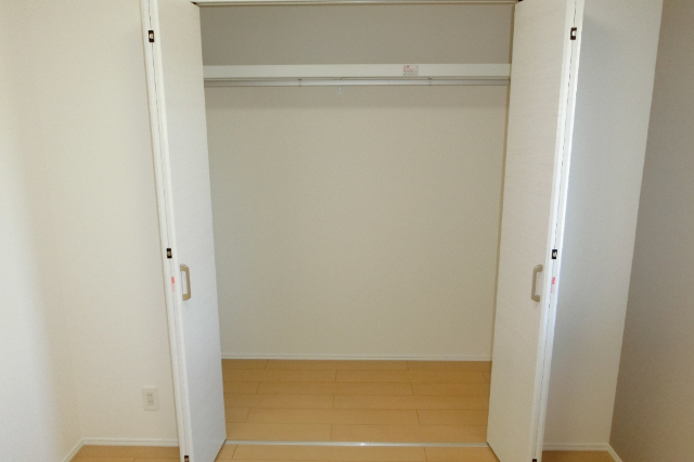 収納　同型の部屋の写真を使用しております。