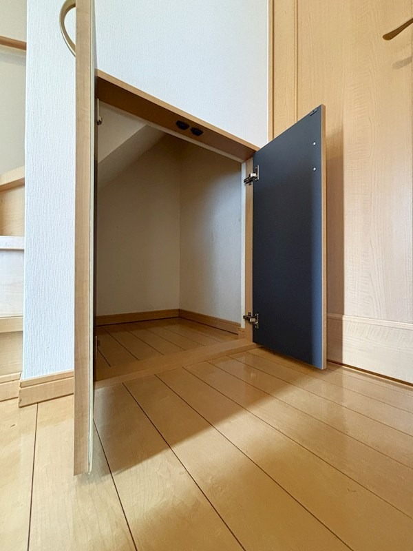 収納　図面と現状に相違がある場合には現状を優先