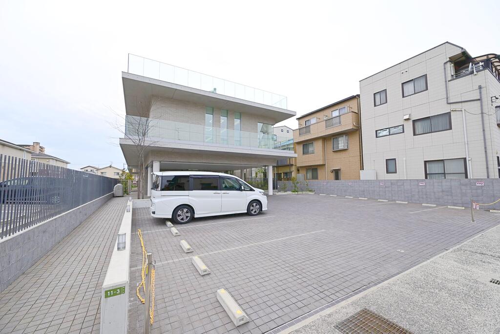 幼稚園・保育園　みどりのもりこどもえん（幼稚園・保育園）まで652m