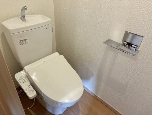 トイレ　※同型タイプ写真の為、現状優先。初期費用分割可能