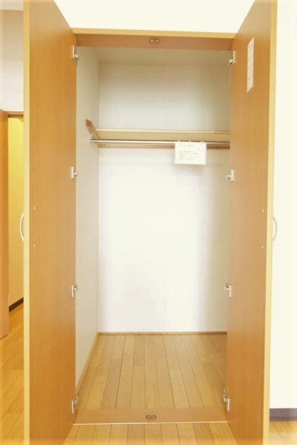 収納　ウォークインクローゼット
