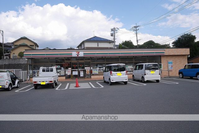 コンビニ　セブンイレブン（コンビニ）まで404m