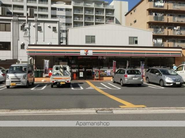 コンビニ　セブンイレブン（コンビニ）まで41m