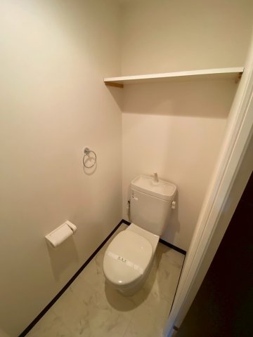 トイレ　シンプルで使いやすいトイレです