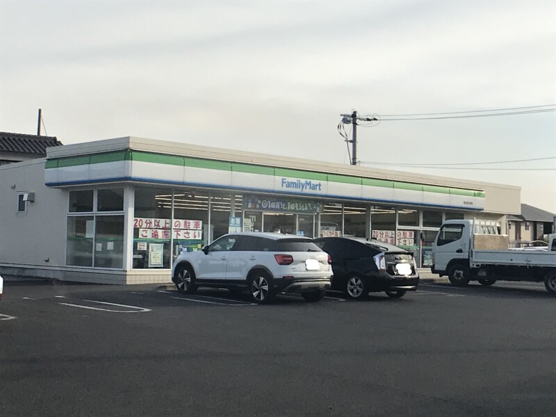 コンビニ　ファミリーマート　岡山辰巳西店（コンビニ）まで471m