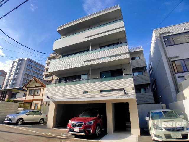 建物外観　札幌市中央区北３条西「ビッグレジデンス円山」
