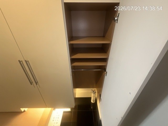 その他　靴入