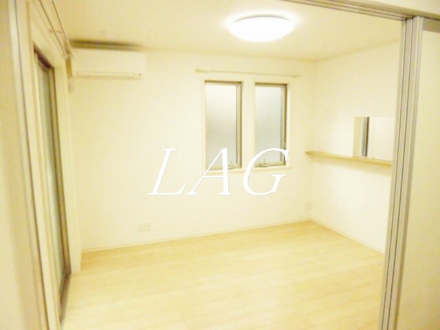 居室・リビング　洋室のお部屋です。