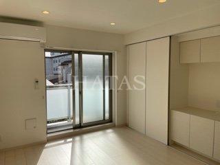 居室・リビング　同物件別部屋です。