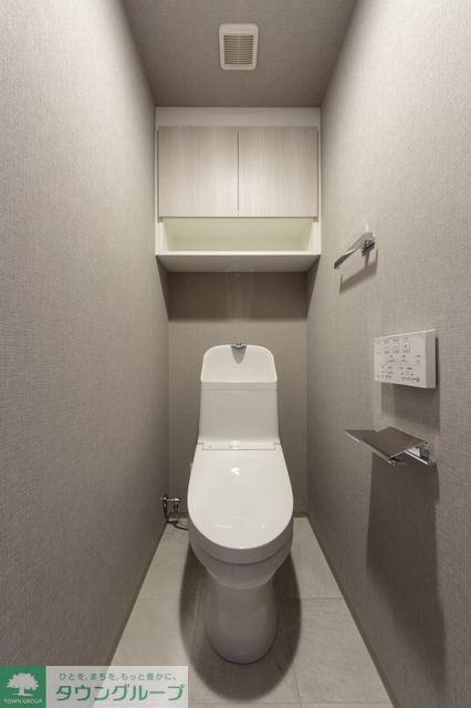 トイレ　※写真は同タイプ住戸です。